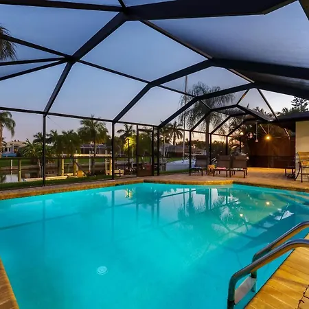 Villa Admiral'S Retreat - Southern Exposure, Direct Gulf Access, Bikes, Kayak, And Heated Pool!
